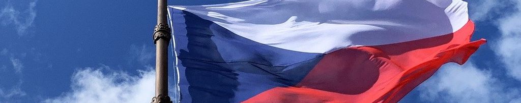 vlajka_cr_vlajici_vyber_vyroci_100_let (1)