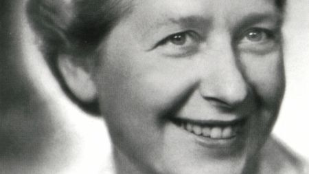 Ne, Milada Horáková opravdu nebyla trans. Jak Dominik Duka opět propásl příležitost mlčet