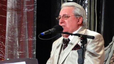 Nejhezčí dárek. Obludný pokus Jiřího Zmožka stát se českým Michealem Jacksonem