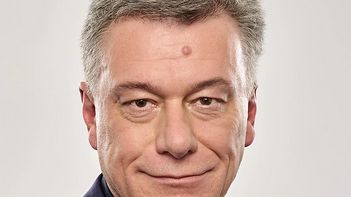 Kauza bitcoinů teprve začíná. Fialův sen o vládě narazil na Blažka