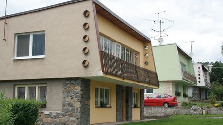 Velký dům, malý důchod: Jistota, která se stává břemenem