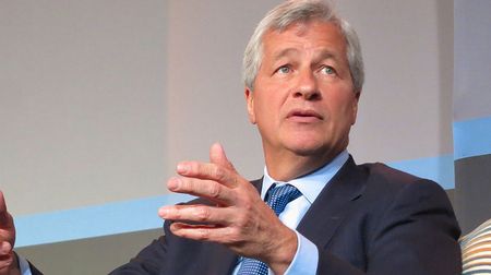 Američané přestali splácet a šéf JP Morgan varuje: Očekávám bankroty a paniku