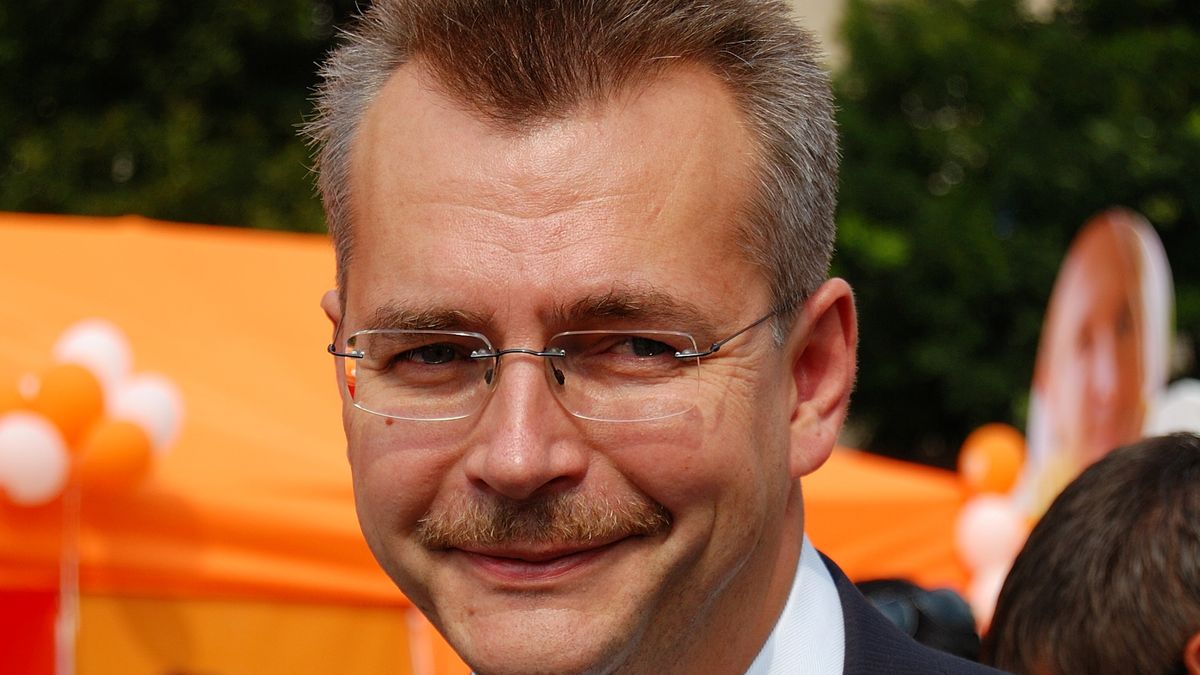 Slavia’s International Expansion: A Risky Management Shift?