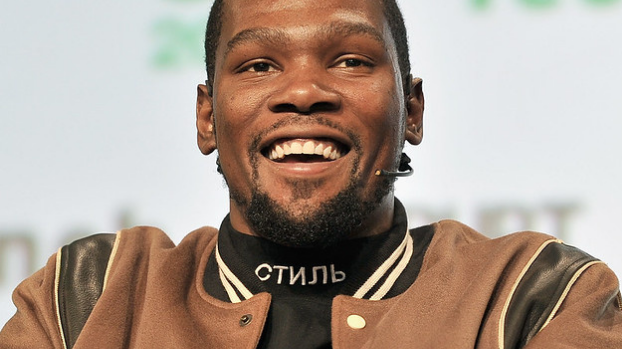 Kevin Durant blízko podpisu nové smlouvy s Houstonem Rockets chtějí