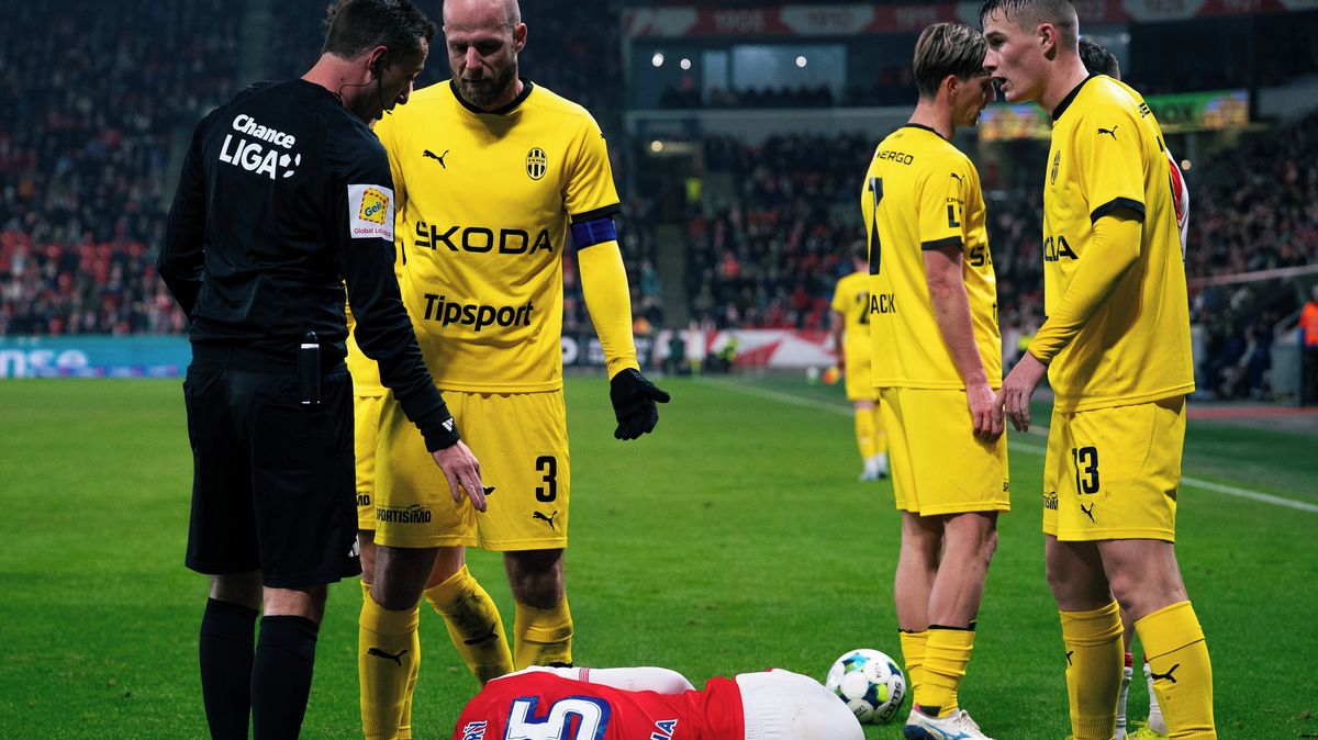 Czech Football Corruption Scandal: Wiretaps Reveal Referee Chief’s Calls with Mayor and Police Investigations Intensify