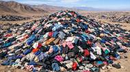 600 kilo oblečení za 450 Kč. Zbytek spolyká poušť Atacama, toxická skládka už je vidět i z vesmíru